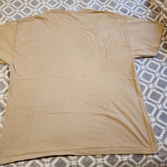 Hanes beige "I was promised there would be no math involved." T-shirt - Picture 4 of 9